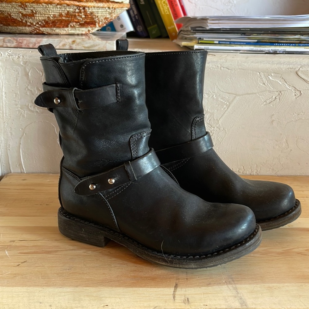 Rag & Bone black motorcycle boots.